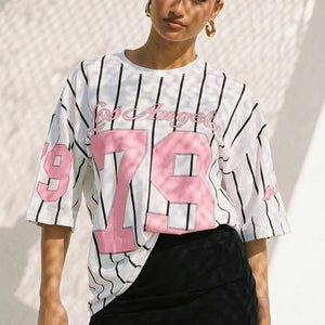 NEW200526 Wit Baseball T-Shirt met Roze Print