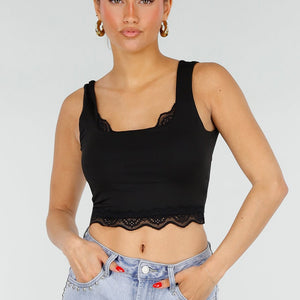 NEW200526 Zwarte Cropped Top met Open Rug