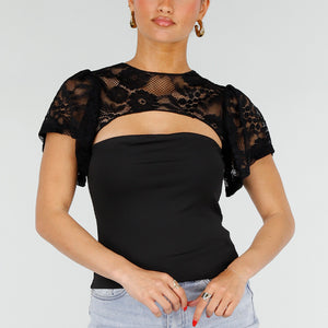 NEW200526 Zwarte Top met Kant en Cut Out