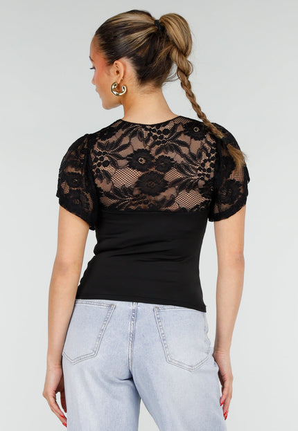 NEW200526 Zwarte Top met Kant en Cut Out