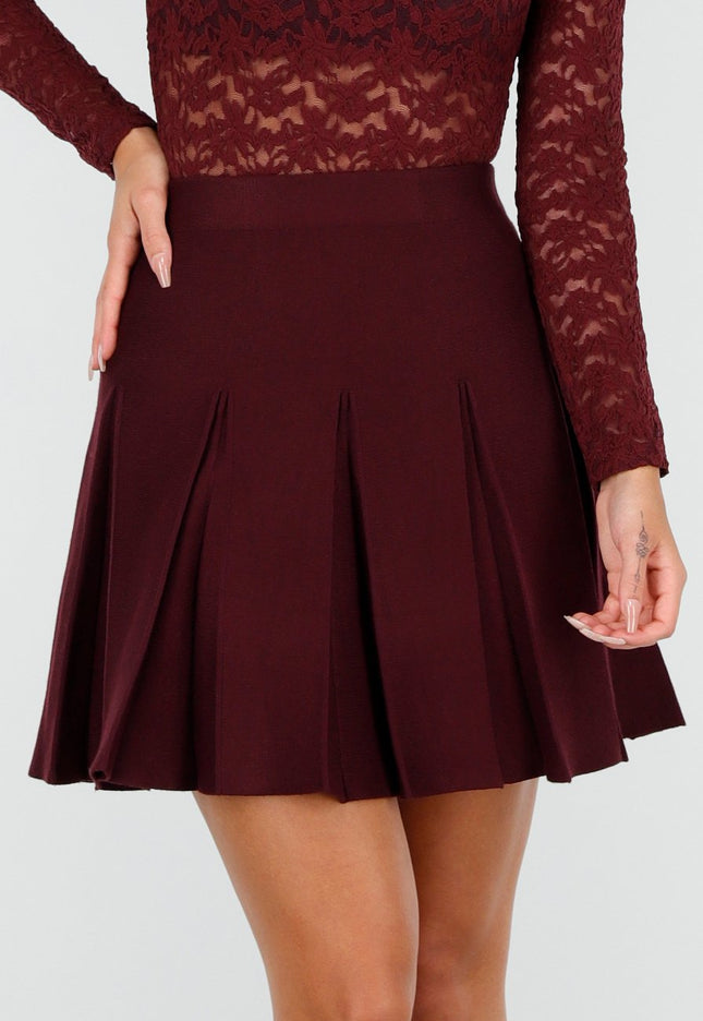 OP=OP.04.NL Bordeaux Geplooide Mini Rok
