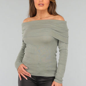 OP=OP.AV.09 Groene Top met Omgeslagen Hals