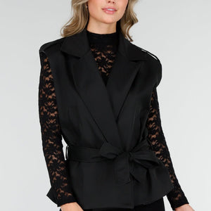 Zwart Gilet met Strikceintuur