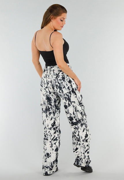 NEW210525 Zwart Topje met Cups en Aansluitende Fit