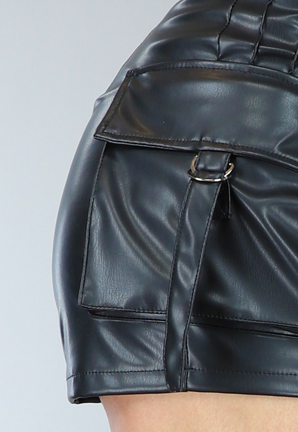 NEW2106 Zwarte Lederlook Cargo Short