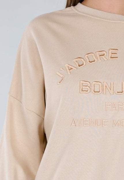 NEW211026 Beige Sweater met Geborduurde Tekst
