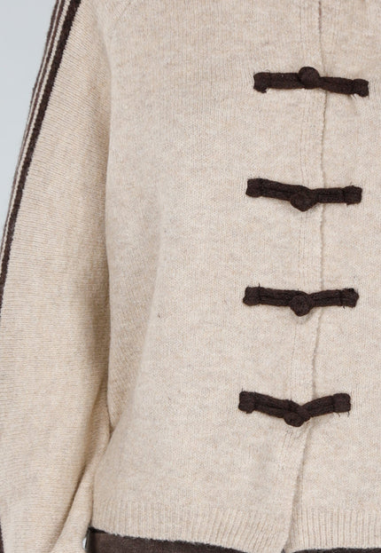 NEW211026 Beige Wollen Gebreid Vest met Bruine Sluitingen