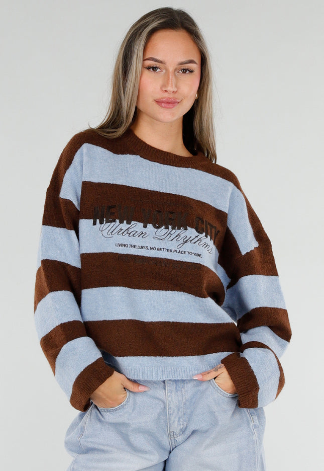 NEW211026 Bruin Blauwe Gestreepte Wollen Trui met Tekst