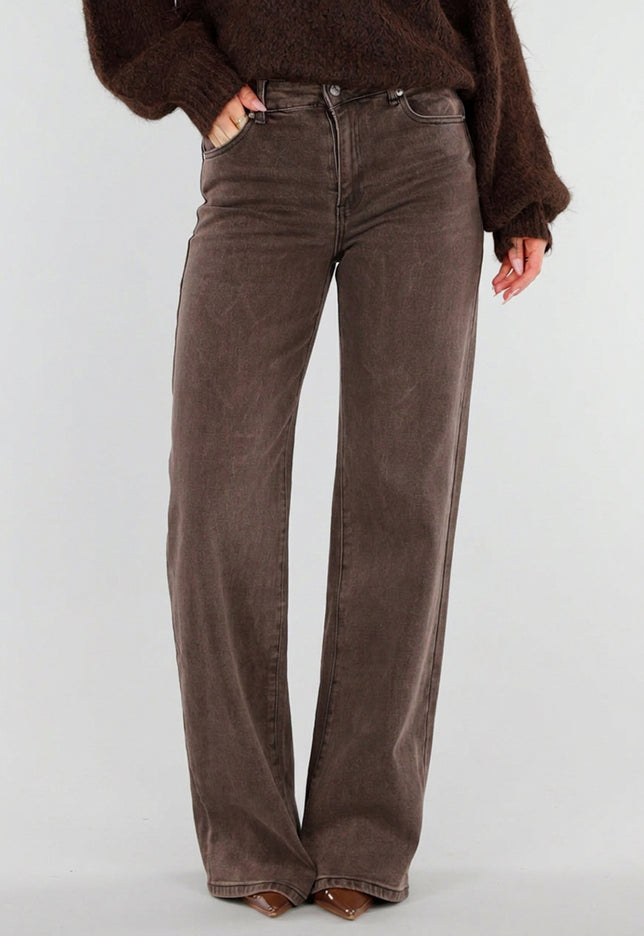 NEW211026 Bruine Extra Tall Straight Leg Jeans