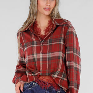 NEW211026 Rode Geruite Blouse met Kant