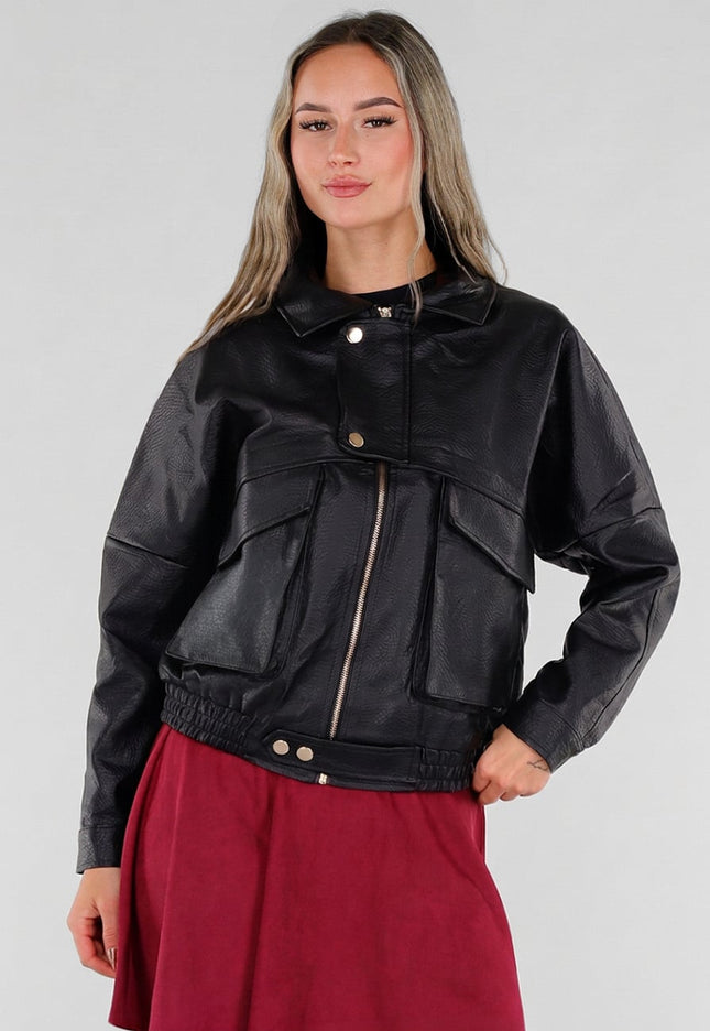 NEW211026 Zwart Lederlook Jack met Gouden Knopen