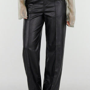 NEW211026 Zwarte Lederlook Straight Leg Broek