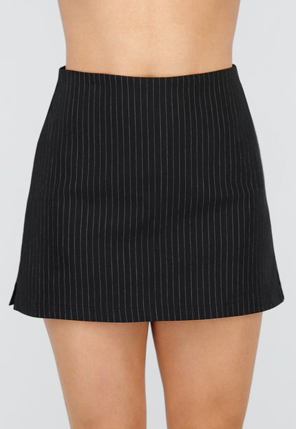 NEW220426 Zwarte Pinstripe Mini Skort