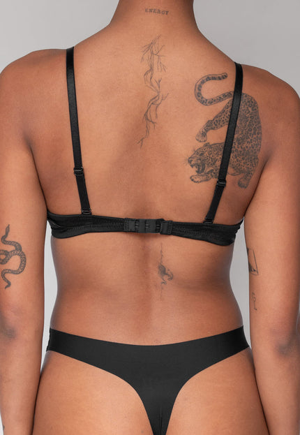 NEW2205 Zwarte Push Up BH met Lage Uitsnede