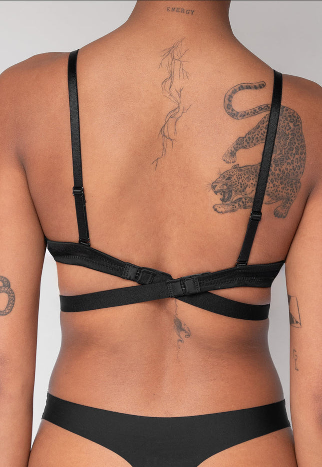 NEW2205 Zwarte Push Up BH met Lage Uitsnede