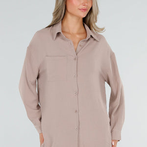 NEW220726 Beige Blouse met Kraag en Knoopsluiting