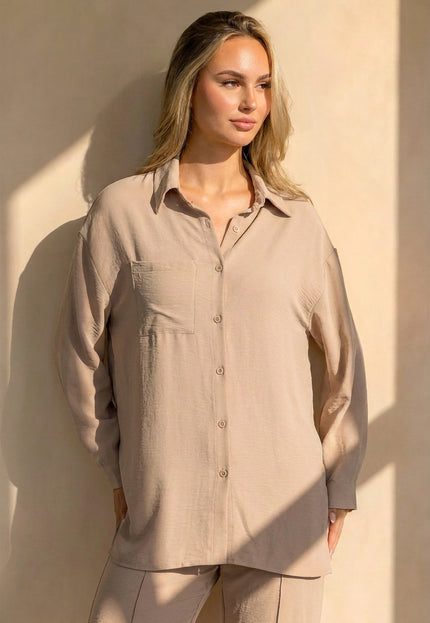 NEW220726 Beige Blouse met Kraag en Knoopsluiting