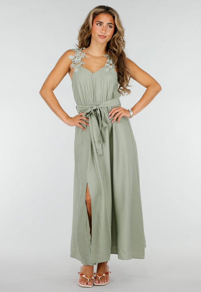 NEW220726 Lichtgroene Maxi Jurk met Kant