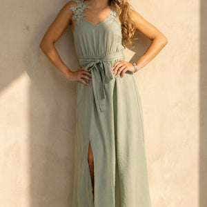 NEW220726 Lichtgroene Maxi Jurk met Kant