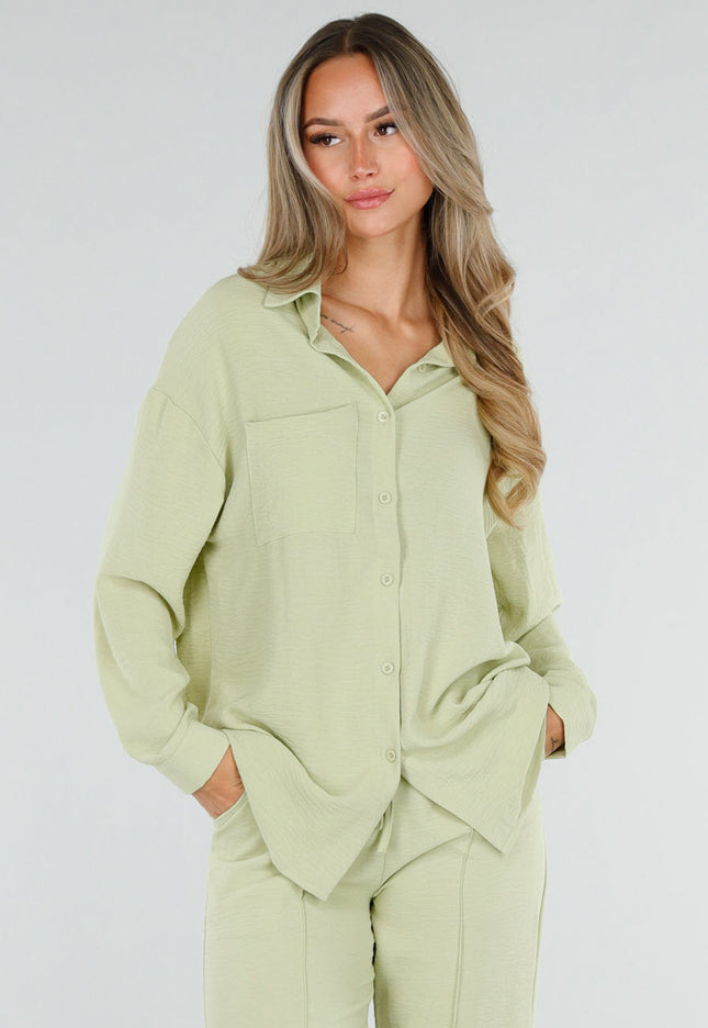 NEW220726 Pistache Blouse met Kraag en Knoopsluiting