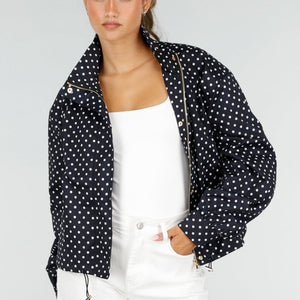 NEW220726 Zwarte Polkadot Jas met Ritssluiting