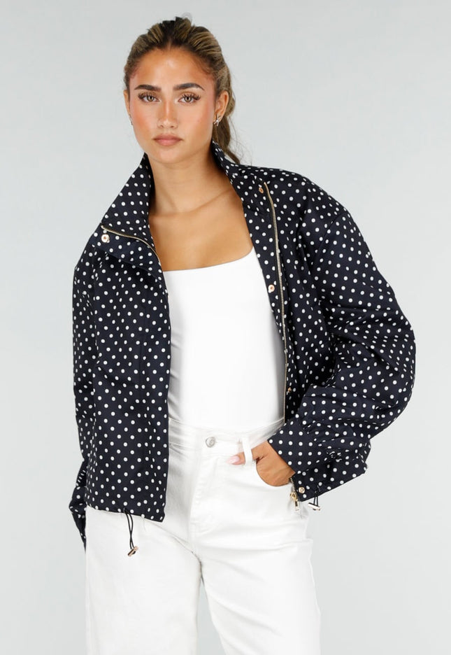 NEW220726 Zwarte Polkadot Jas met Ritssluiting