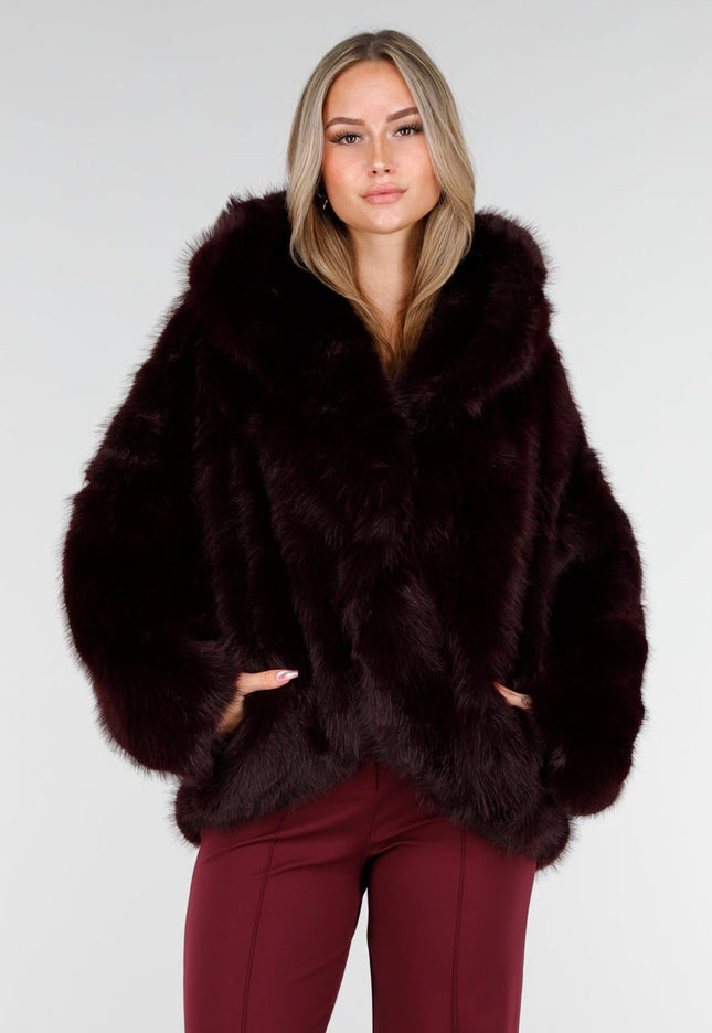 NEW221025 Bordeauxrode Faux Fur Jas