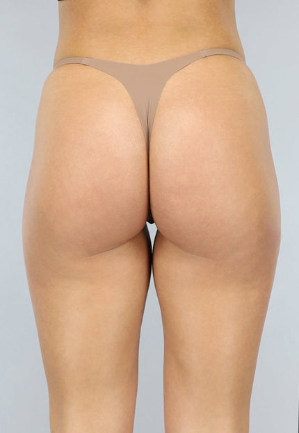 NEW2211 Bruine Naadloze String met Hart Details