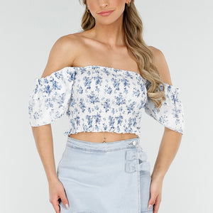 NEW230425 Witte Off Shoulder crop top met bloemetjesprint