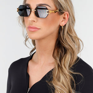 NEW230425 Zonnebril met Goudkleurige Luipaard