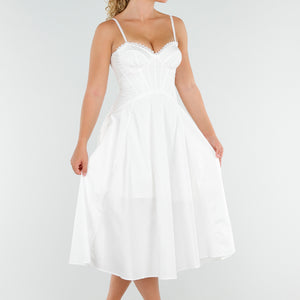 NEW230725 Witte Midi Jurk met Korset