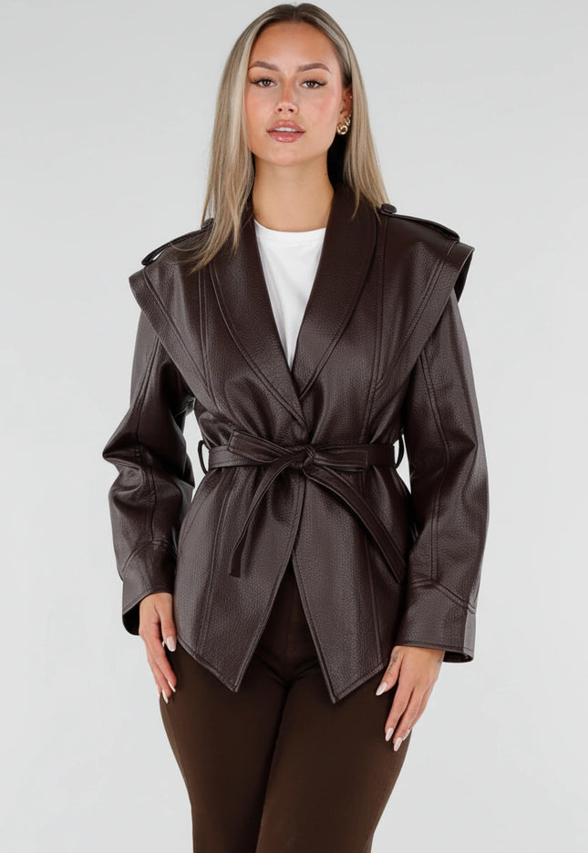 NEW230926 Bruine Lederlook Jas met Ceintuur