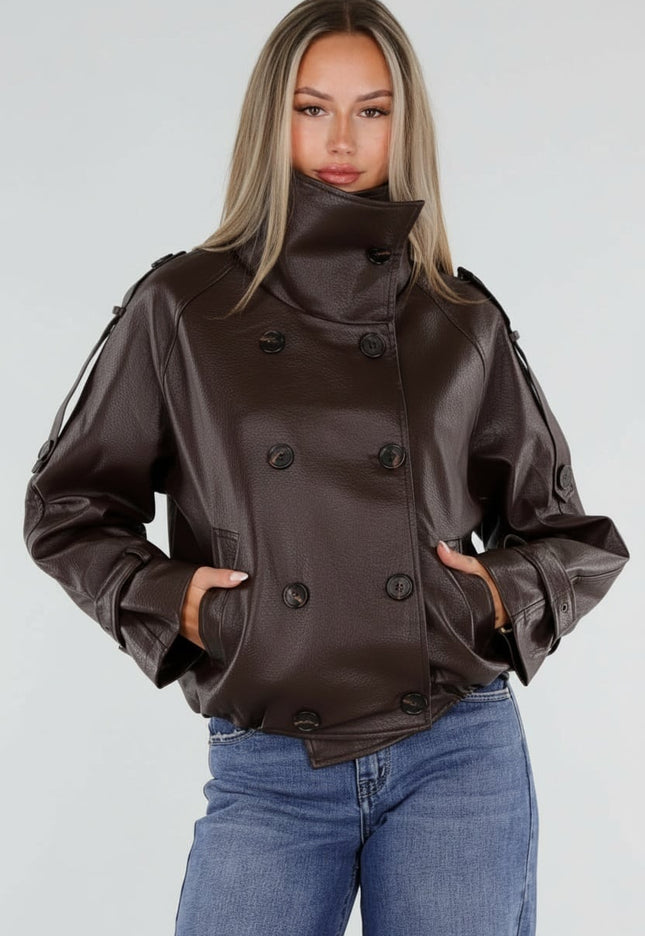 NEW230926 Bruine Lederlook Jas met Hoge Kraag