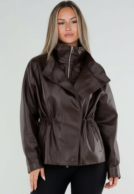 NEW230926 Bruine Lederlook Jas met Hoge Kraag