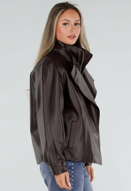 NEW230926 Bruine Lederlook Jas met Hoge Kraag