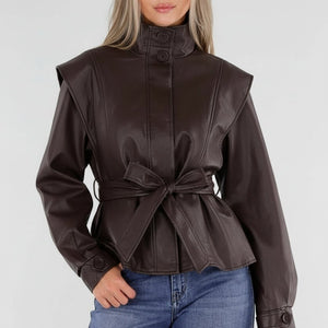 NEW230926 Bruine Lederlook Jas met Tailleband