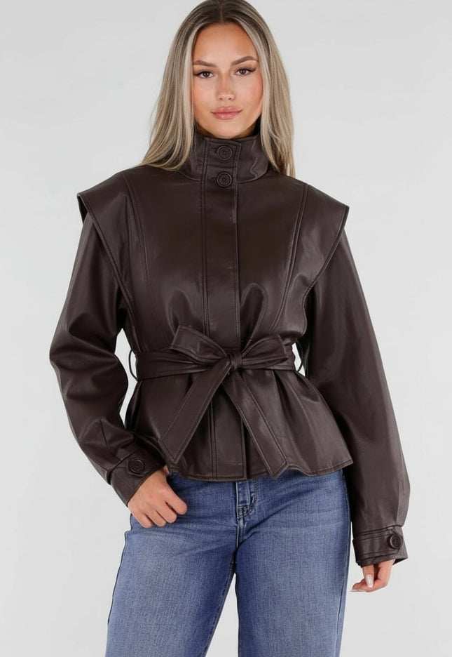 NEW230926 Bruine Lederlook Jas met Tailleband
