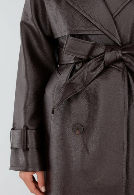 NEW230926 Bruine Lederlook Trenchcoat met Ceintuur