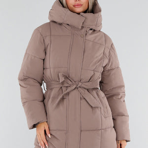 NEW230926 Taupe Gewatteerde Winterjas met Ceintuur