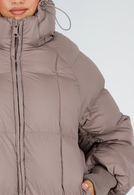 NEW230926 Taupe Lange Gewatteerde Puffer Winterjas