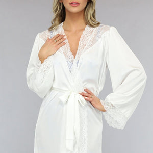 OP=OP.10.NL Classy Witte Satijnen Kamerjas