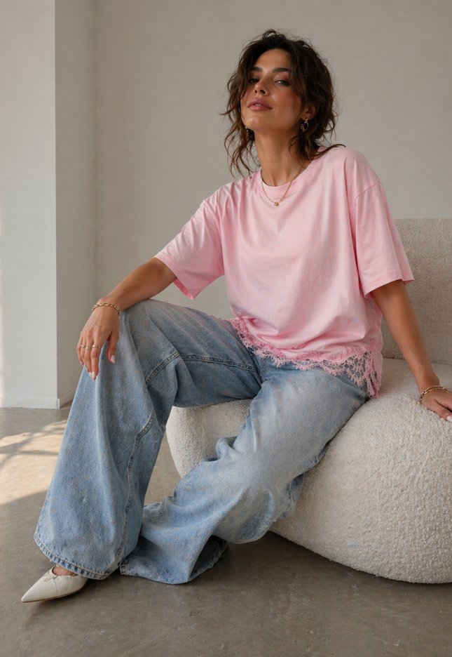 NEW240626 Roze T-Shirt met Kantzoom