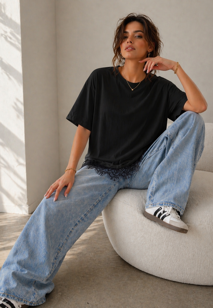 NEW240626 Zwart T-Shirt met Kantzoom