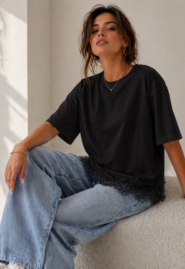 NEW240626 Zwart T-Shirt met Kantzoom