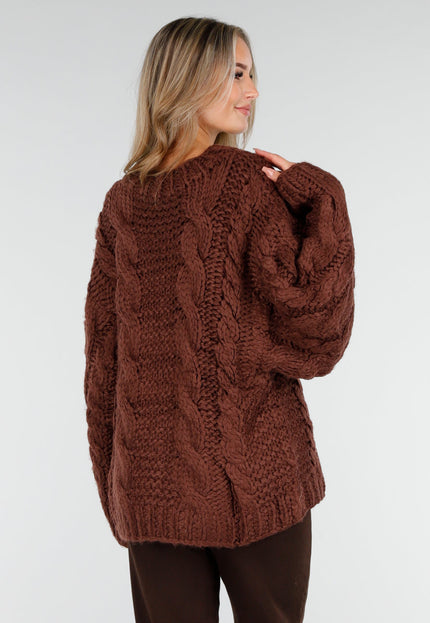 NEW240925 Bruine Trui met Kabelpatroon