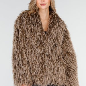 WINTER Bruine Fluffy Jas met Lange Haren
