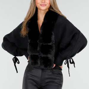 NEW240925 Zwarte Cardigan met Fur Kraag