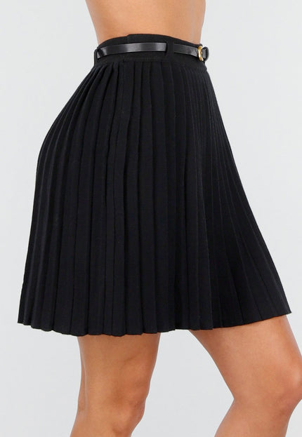 NEW240925 Zwarte Plooirok met Riem