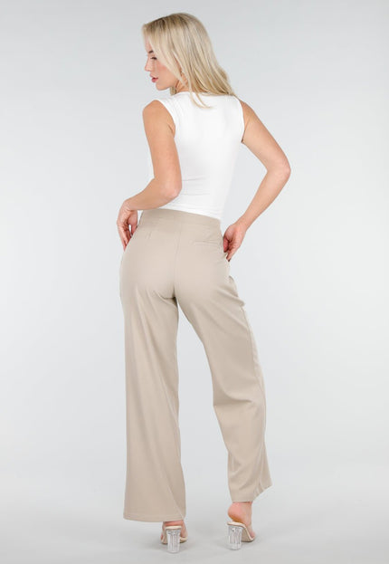 NEW250226 Witte Body met Vierkante Hals