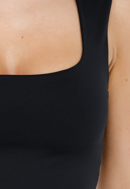 NEW250226 Zwarte Body met Vierkante Hals